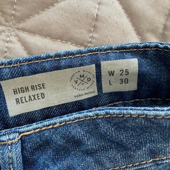Vero Mode jeans - Picture 3 of 3